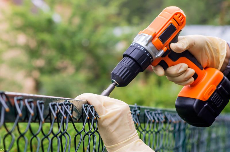 Signs It’s Time For Professional Chain Link Fence Repair
