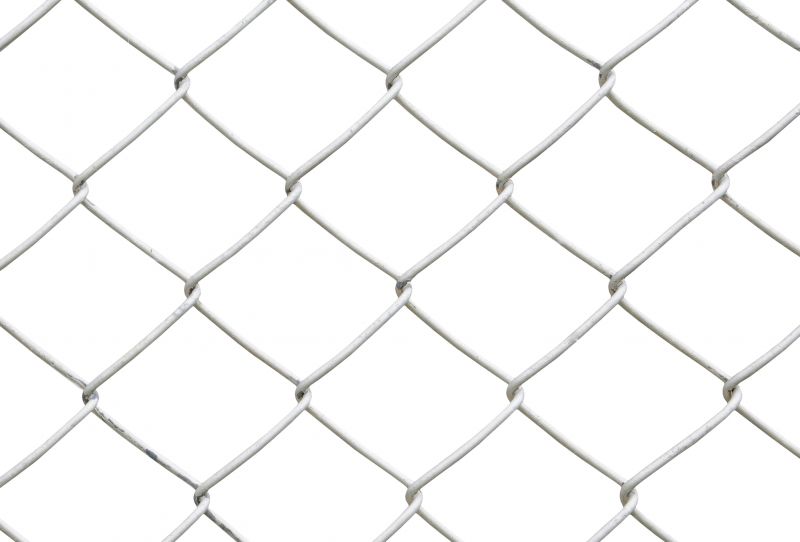 Signs It’s Time For Professional Chain Link Fence Repair